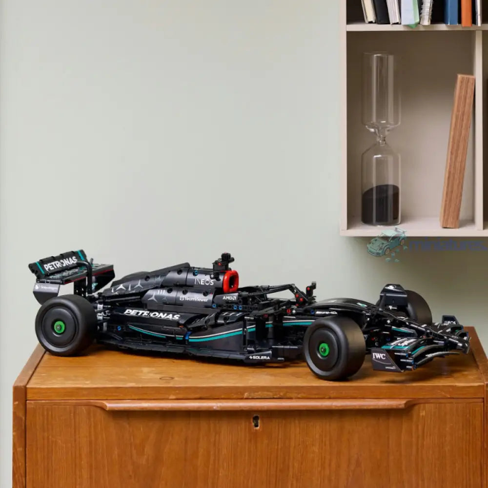 Mercedes-AMG W14 F1 Technic Set | 1642 Pieces